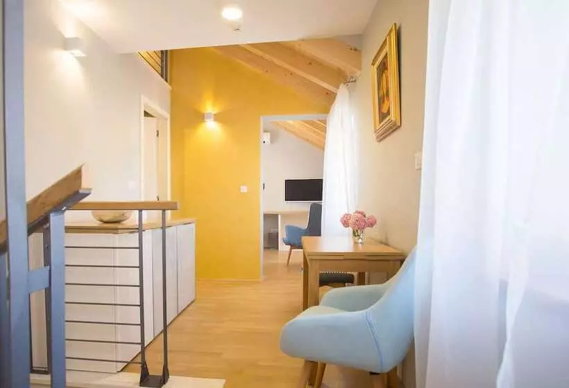 ホテル Mijama Suites