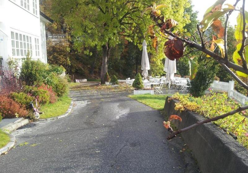 Отель Nutheim Gjestgiveri