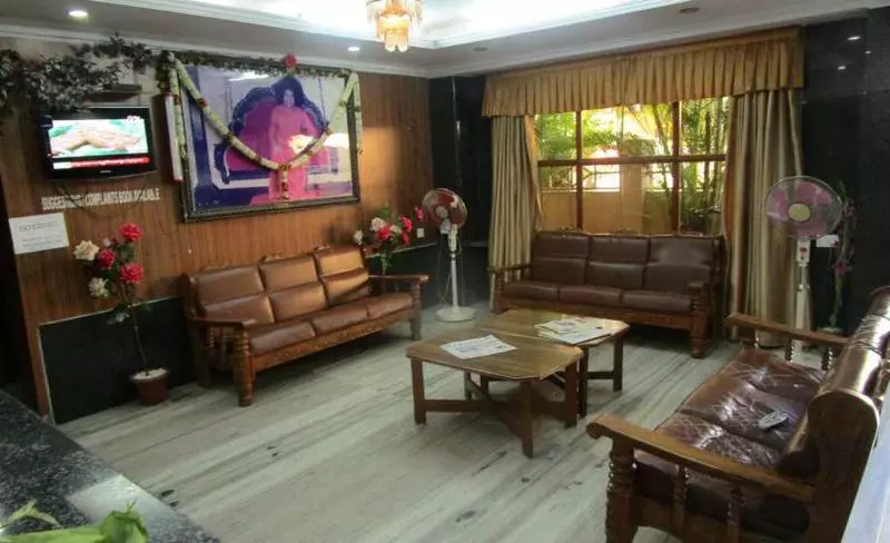 Hotelli Sri Sai Sadan