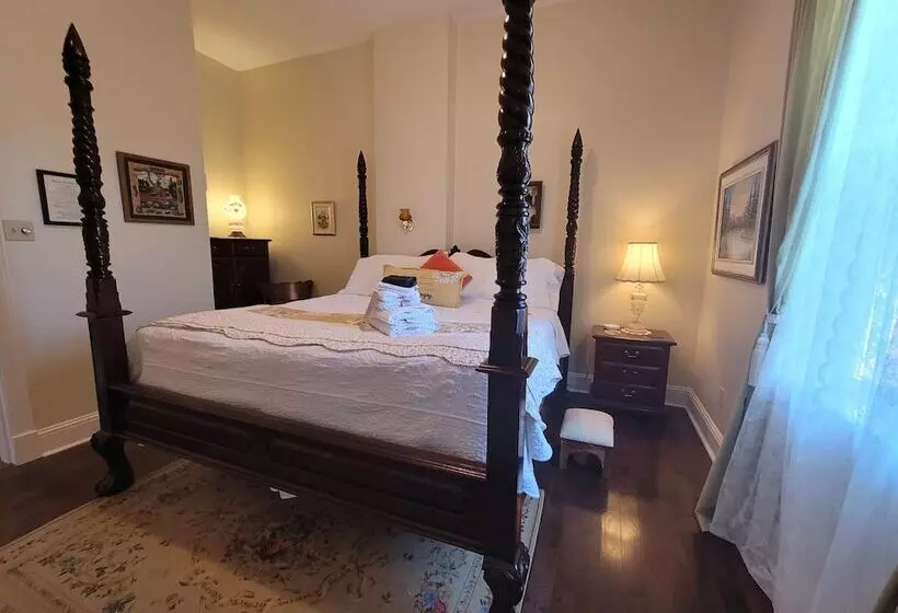 Hotelli The Scotsman Inn