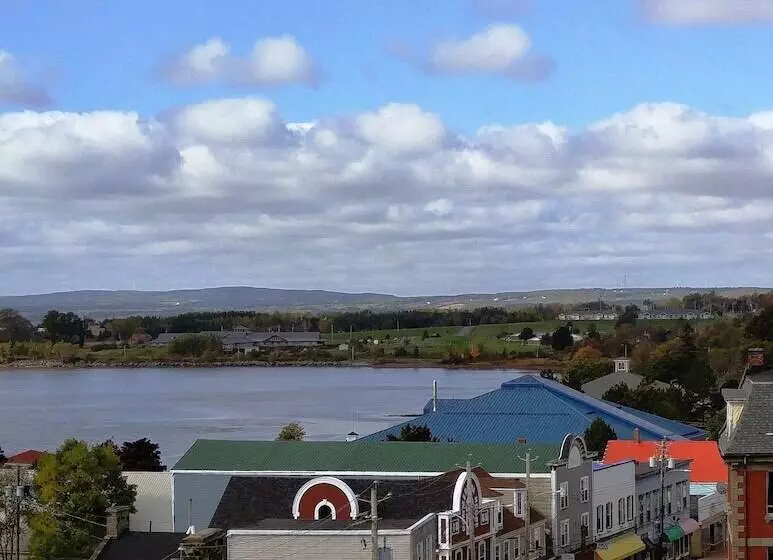 Hotelli The Scotsman Inn