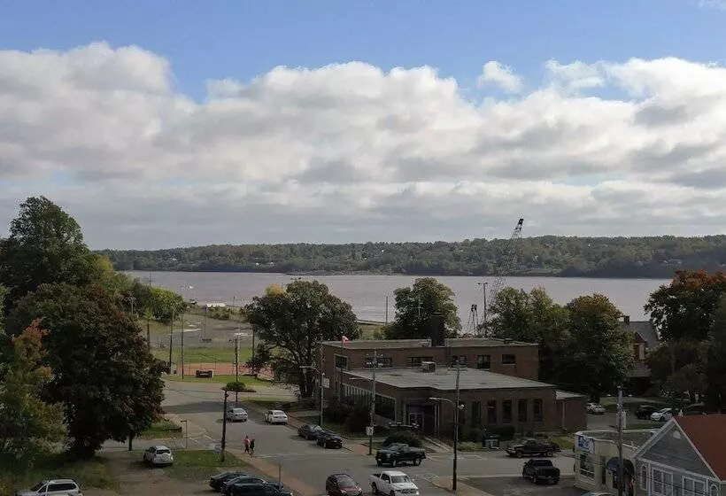 Hotelli The Scotsman Inn