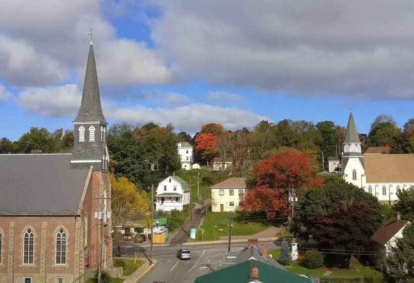 Hotelli The Scotsman Inn