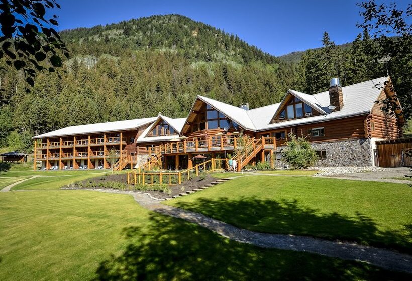 هتل Tyax Lodge & Heliskiing
