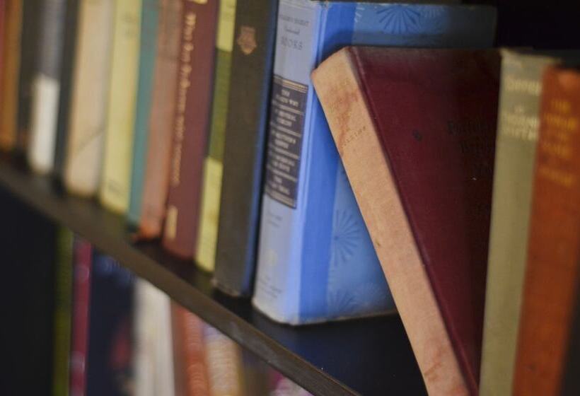 هتل Tyax Lodge & Heliskiing