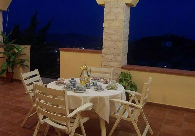 Hotel Villa Caltafaraci