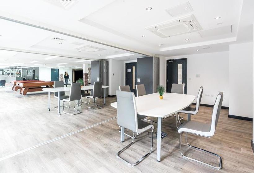 New Street Serviced Apartments