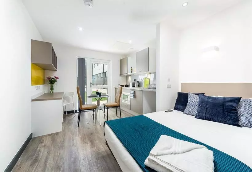 New Street Serviced Apartments