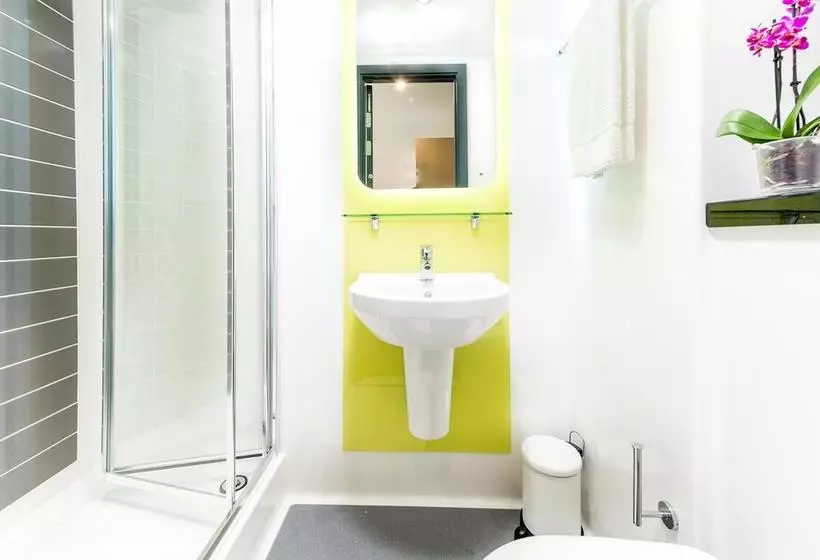 New Street Serviced Apartments