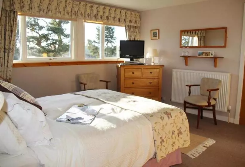 تختخواب و صبحانه Rosegrove Guesthouse