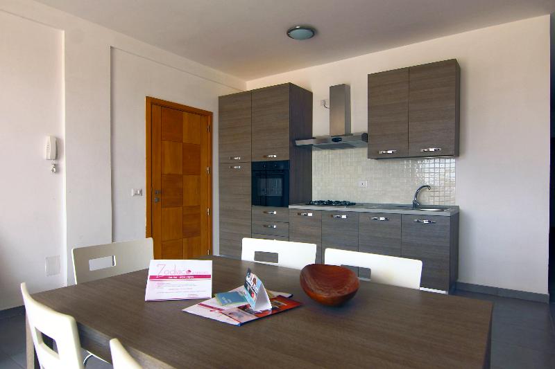 ホテル Ahg Zodiaco Apartment Complex