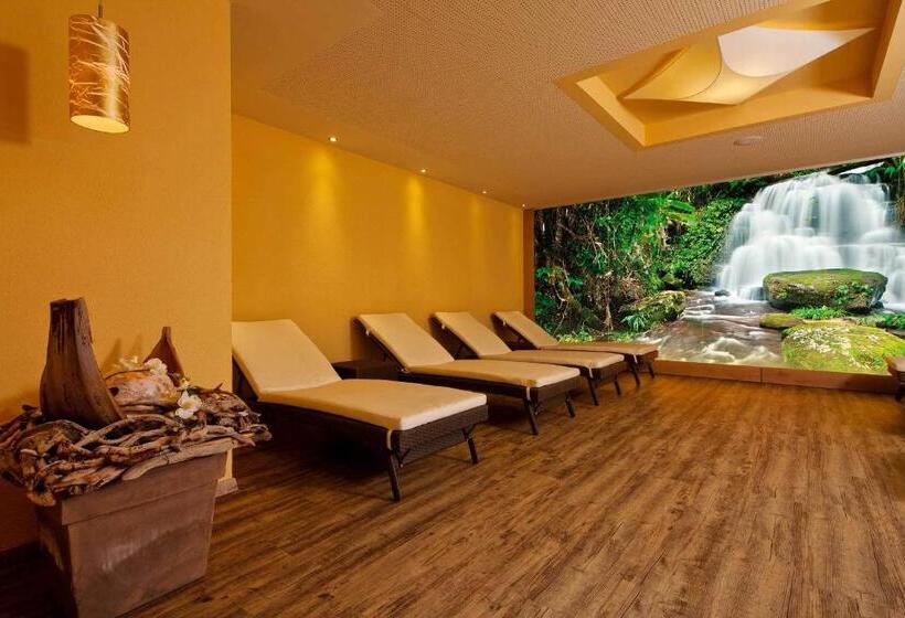 هتل Alp Resort Tiroler Adler