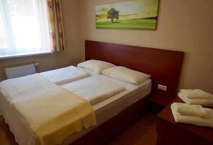 ホテル Appartment Alpensee