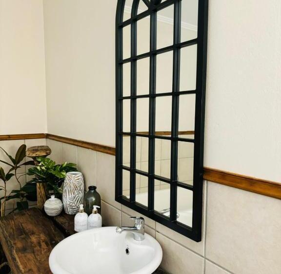 فندق Bliss In The Bay Guesthouse