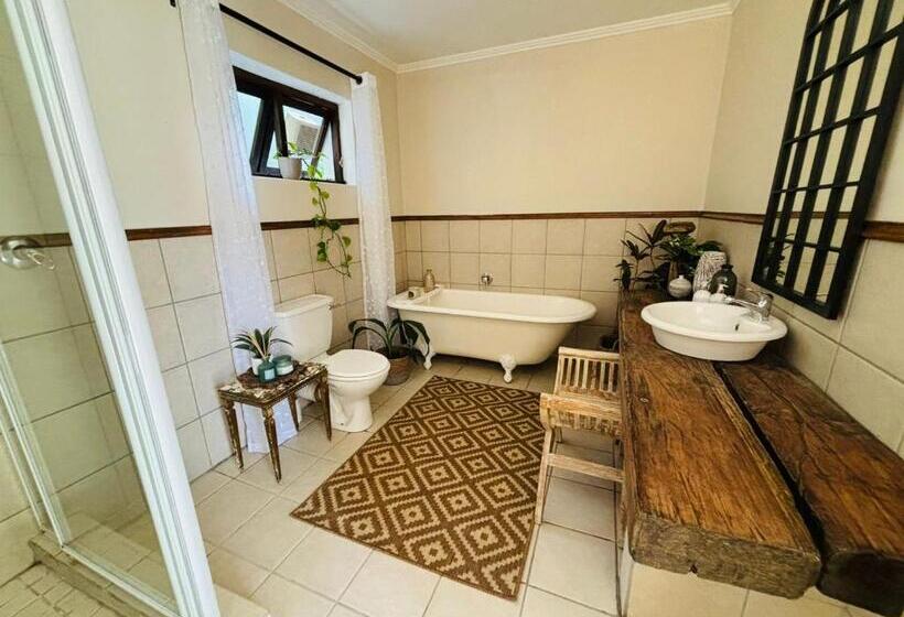 فندق Bliss In The Bay Guesthouse