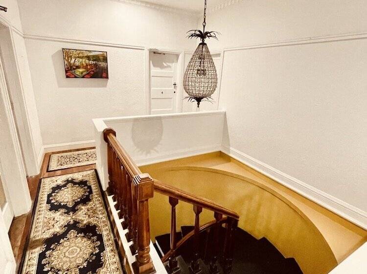 فندق Floriana Boutique