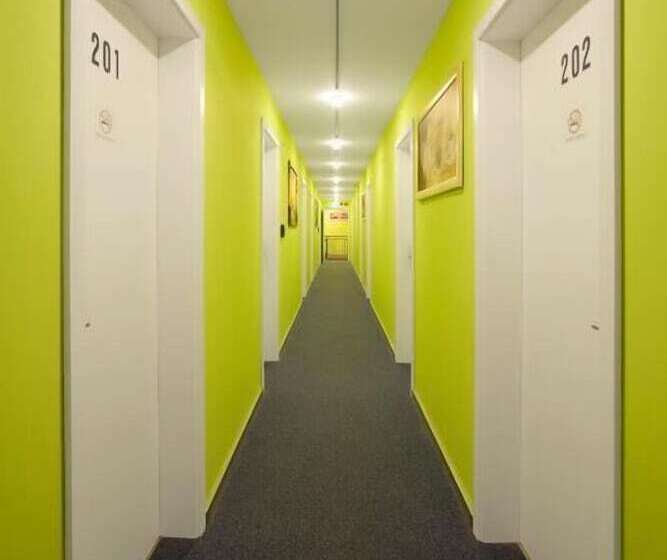 호텔 Gasthaus Mooshäusl