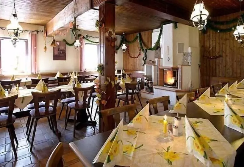 هتل Gasthaus Mooshäusl