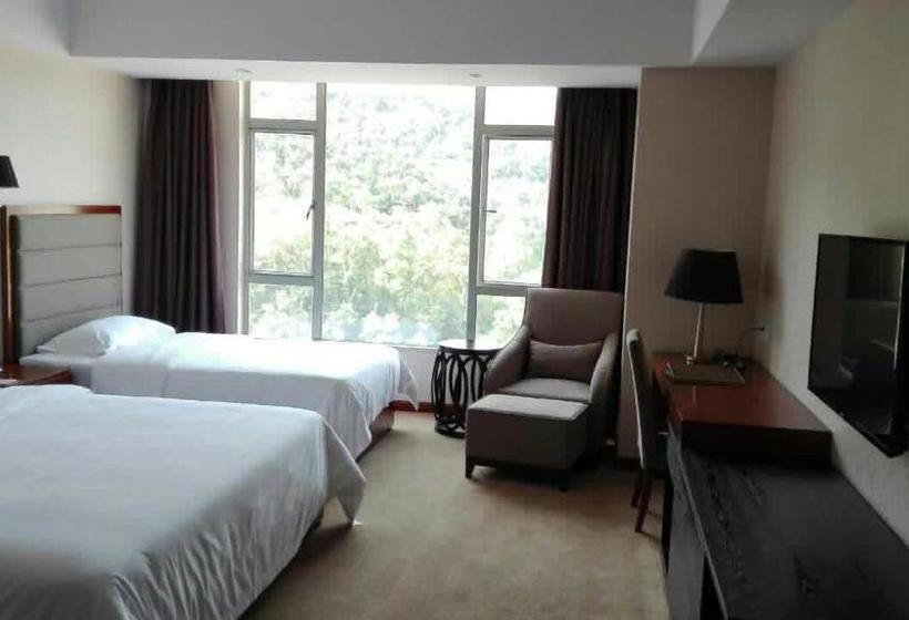 Отель Golden Plam