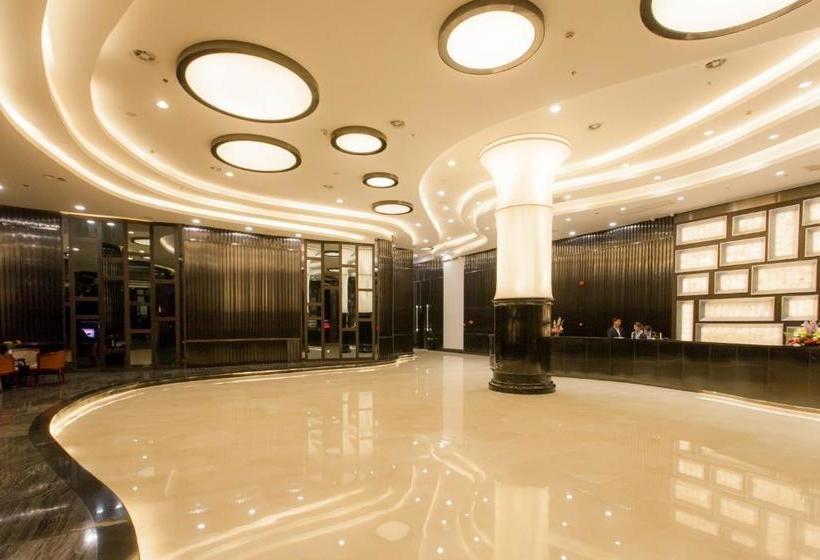 Отель Golden Plam