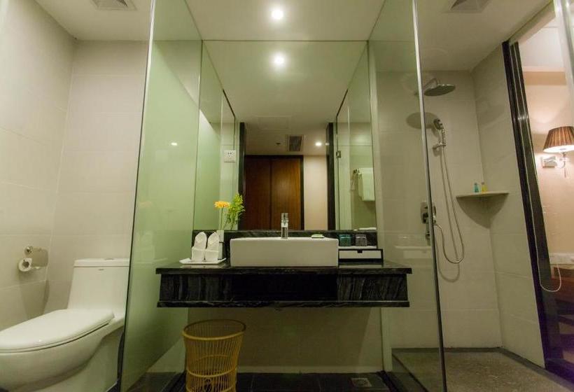 Отель Golden Plam