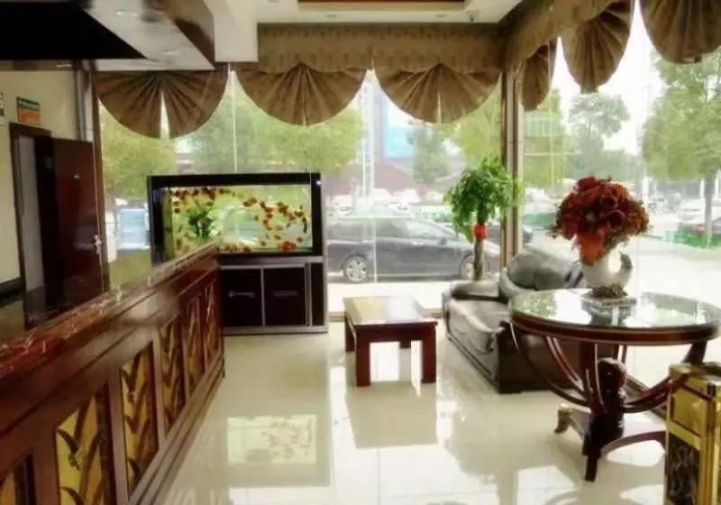 Hotelli Greentree Inn Shanghai Jiading District Jiangqiao Jinyun Road Metro Station Express