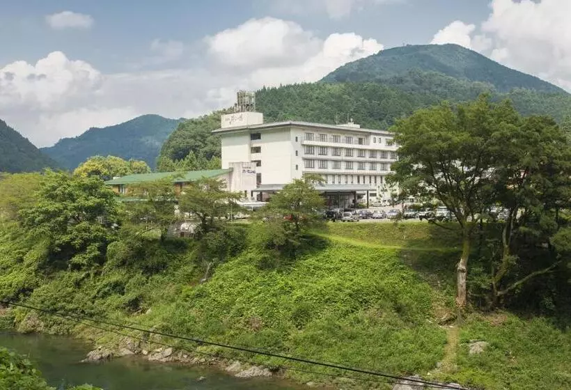 هتل Gujo Hachiman