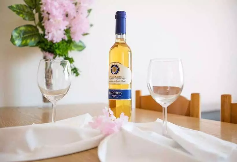 Hotelli Holidays Residence