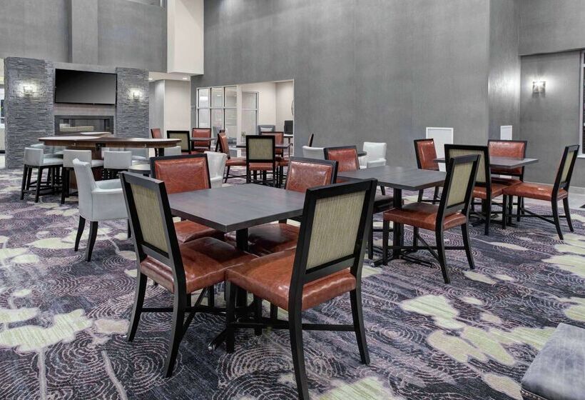 בית מלון כפרי Homewood Suites By Hilton Lansing Eastwood