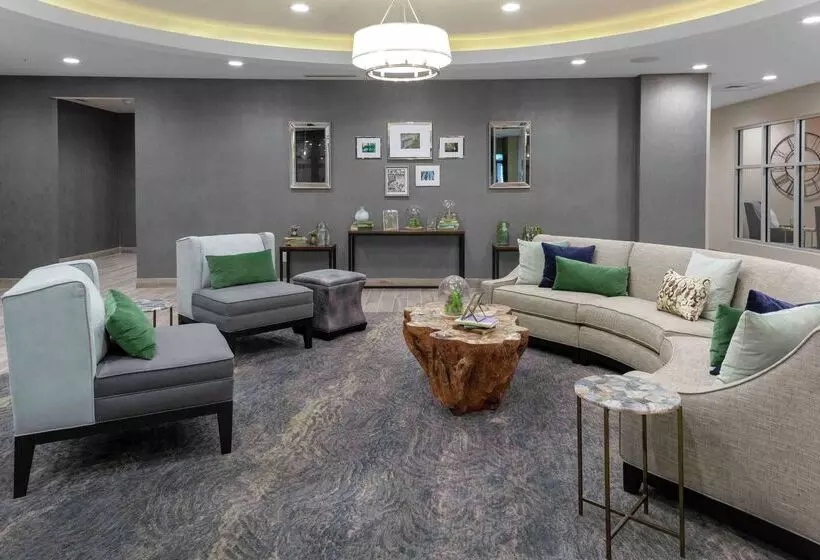 Hotelli Homewood Suites By Hilton Lansing Eastwood