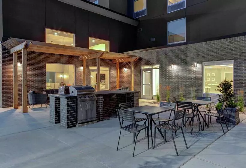 Hotelli Homewood Suites By Hilton Lansing Eastwood