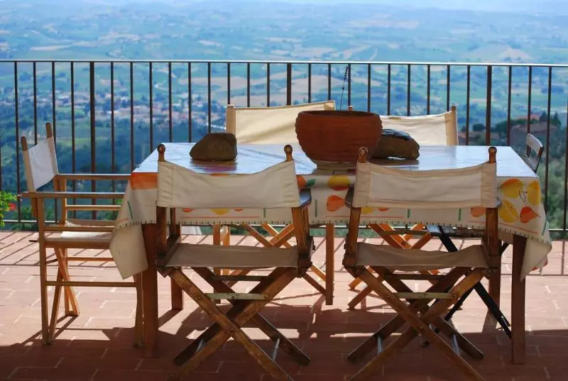 Hotelli Il Fienile Di Vinci