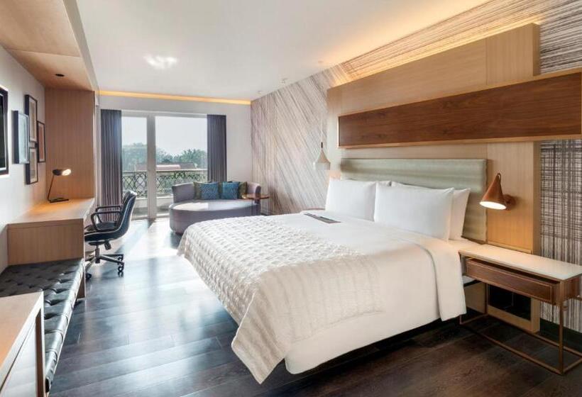 בית מלון כפרי Le Méridien Goa, Calangute