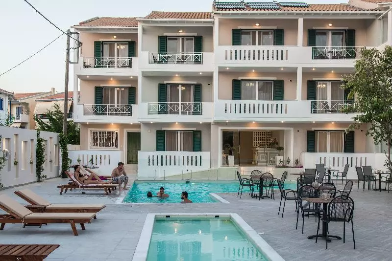 Hotelli Lefkadio Suites