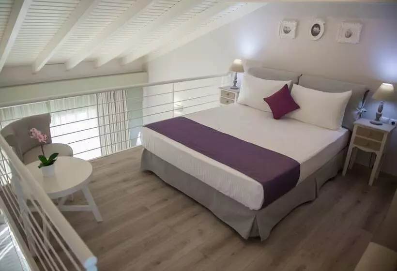 Hotelli Lefkadio Suites