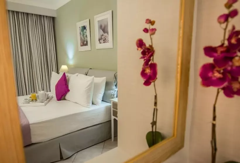 Hotelli Lefkadio Suites