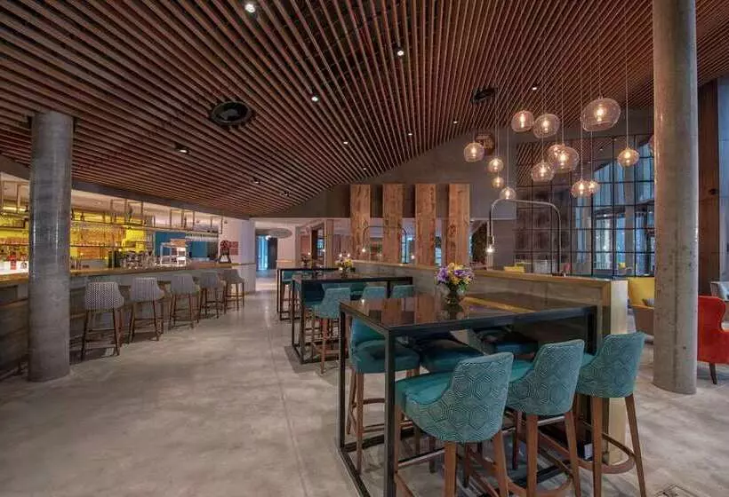 ホテル Lincoln Plaza London, Curio Collection By Hilton