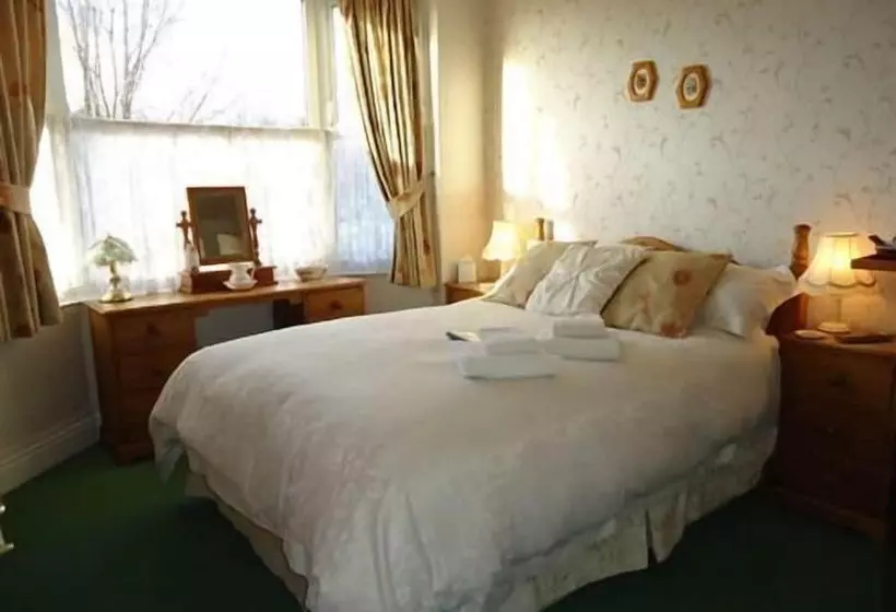 ホテル Linroy Guest House