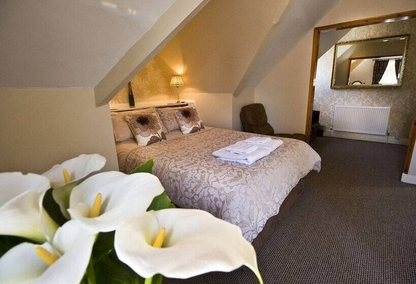 Отель Linroy Guest House