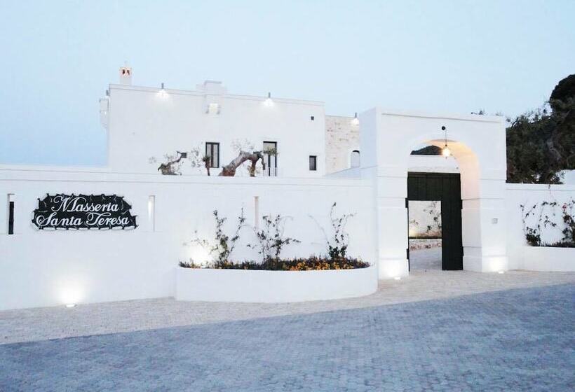 هتل Masseria Santa Teresa