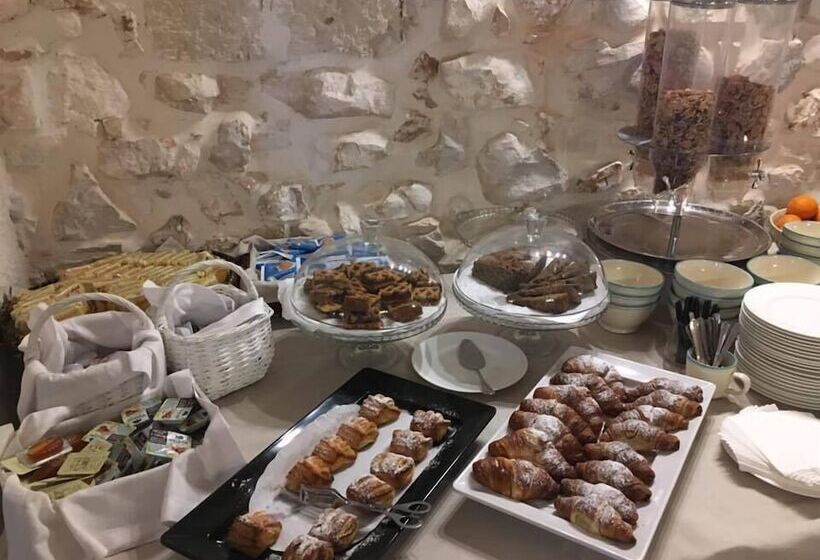 هتل Masseria Santa Teresa