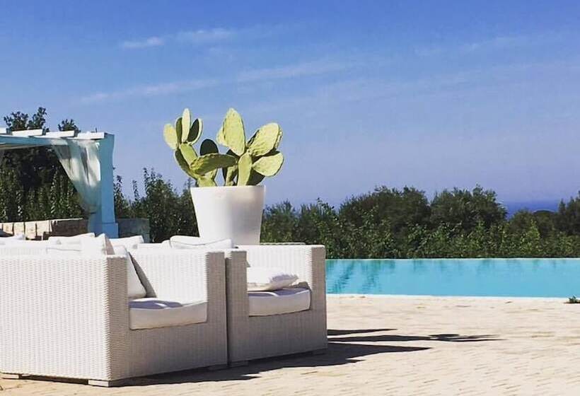 هتل Masseria Santa Teresa