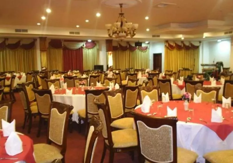 Hotelli Misuki Plaza