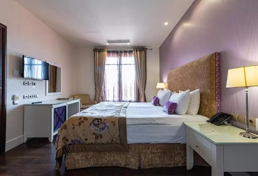 Hotelli Nymfasia Resort