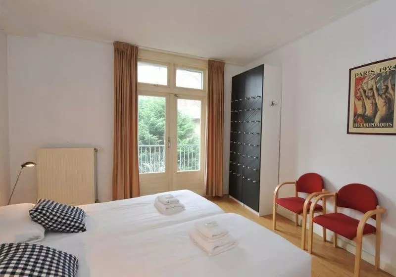 هتل Olympic Stadium Apartment