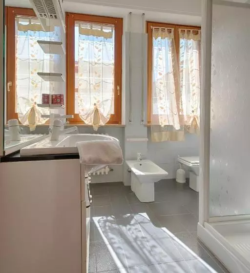 هتل Residence Palazzo Gasparroni