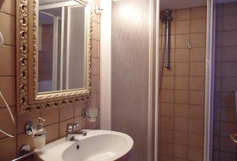 Отель Residenza Segrate Centro Segrate