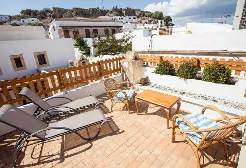 هتل Villa Evangelia