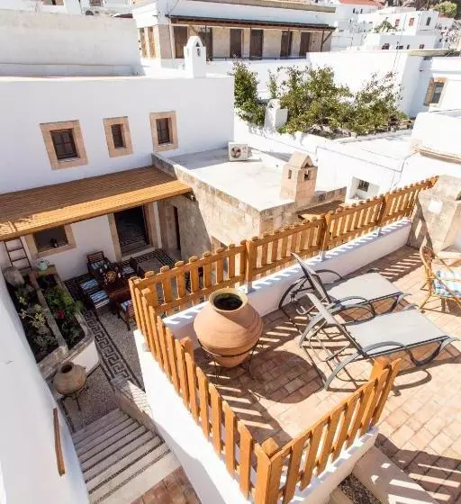 هتل Villa Evangelia
