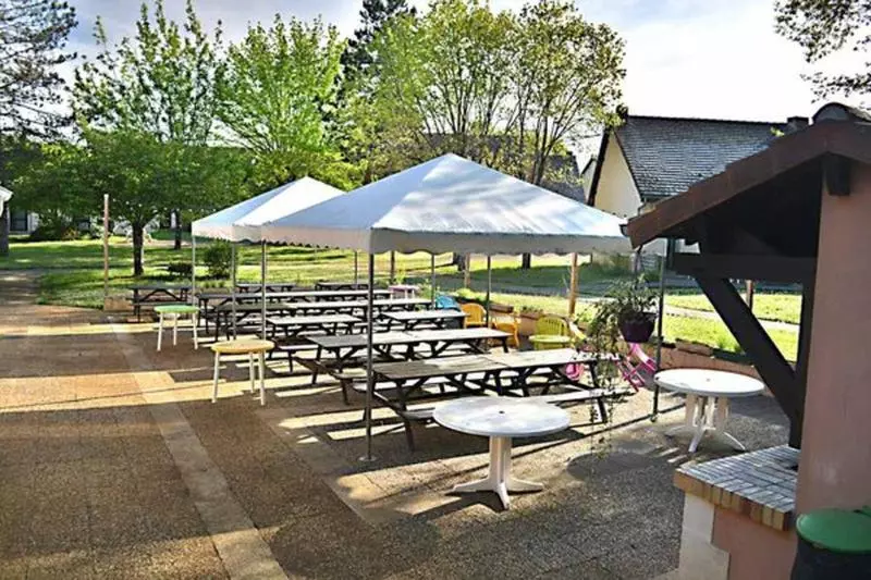 ホテル Vvf Périgord Sorges En Périgord